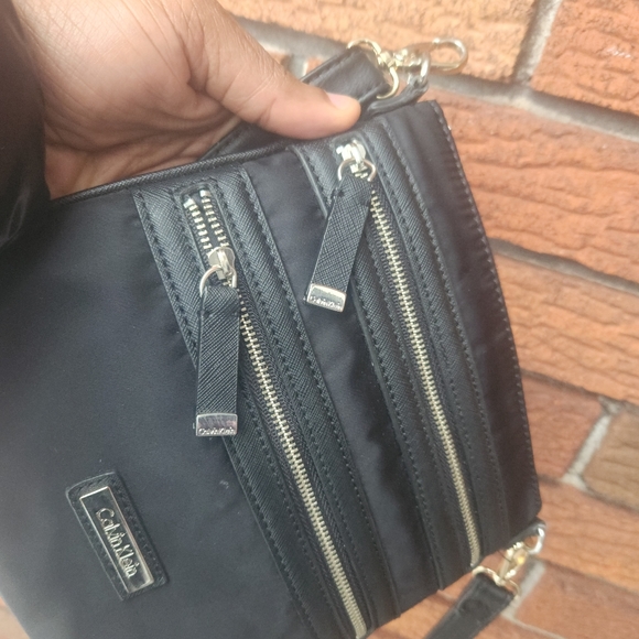 Women Calvin klein crossbody bag - Picture 2 of 9